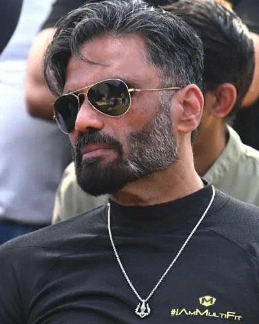 'मी सुनील शेट्टी बनलो असेन तर ते फक्त युपीमुळे. बॉलिवूडला बॉयकॉट पासूनही तुम्हीच वाचवू शकता', असंही सुनील शेट्टी म्हणाला.