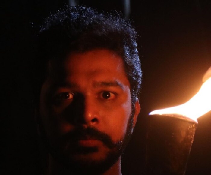 सुयशने का रे दुरावा या मालिकेतून छोट्या पडदयावर आगमन केलं. त्यानंतर बाप माणूस, शुभमंगल ऑनलाइन या मालिकेतही सुयशने चाहत्यांची मनं जिंकली. 