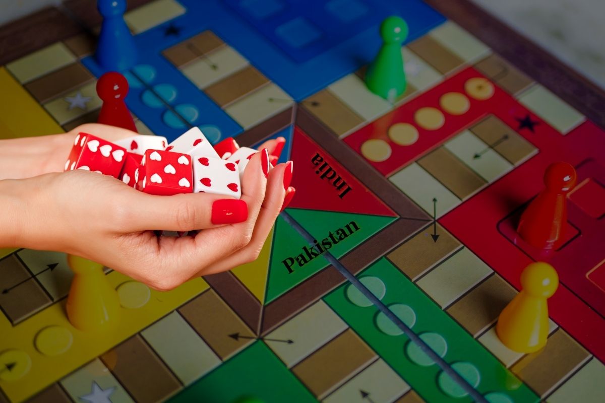 लुडो खेळताना 'मुलायम सिंह'च्या प्रेमात पडली पाकिस्तानी तरुणी, भारतात येऊन थाटला संसार पण...