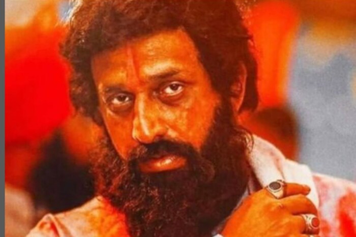 धर्मवीरनंतर आता मराठीतील दिग्गज अभिनेते प्रभाकर पणशीकर यांच्या बायोपिकमध्ये प्रसाद ओक झळकणार आहे. 