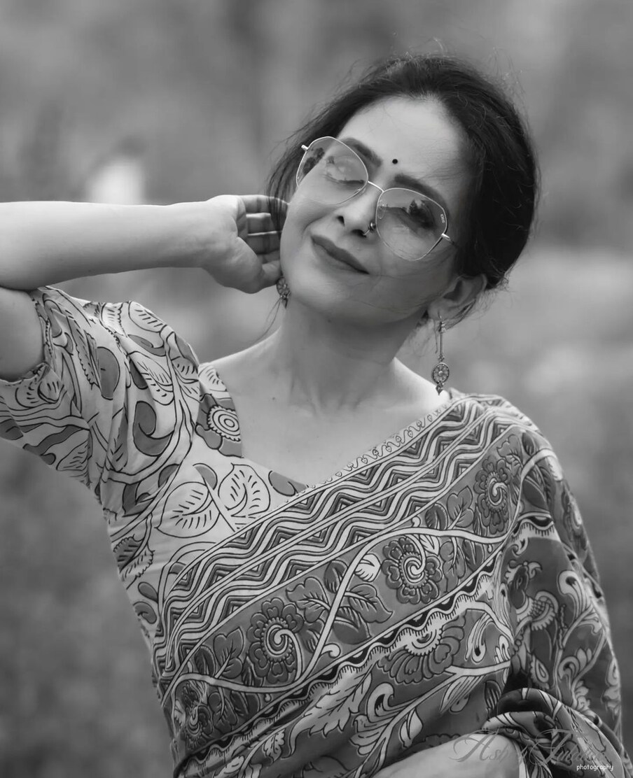 [object Object], 'त्यामुळे सकाळची 20-25 मिनिटं का होईना पण घरातून एक्सरसाइज करून निघते', असं ऐश्वर्या नारकर म्हणाल्या.
