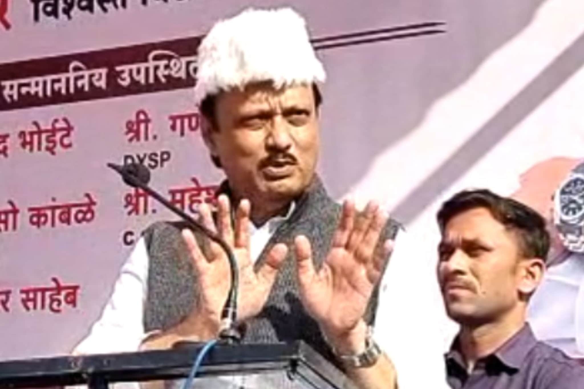 'उगाच पलटन वाढवू नका' अजितदादांच्या सल्ला आणि एकच हश्शा, VIDEO