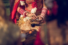वरात घेऊन दारात आला; पण ती चूक नवरदेवाला भोवली; ऐनवेळी नवरीचा लग्नास नकार, मग... वरात घेऊन दारात आला; पण ती चूक नवरदेवाला भोवली; ऐनवेळी नवरीचा लग्नास नकार, मग...