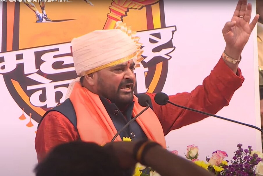 बृजभूषण शरण सिंह हे उत्तर प्रदेशातील दबंग नेत्यांपैकी एक आहेत. गोंडा मतदारसंघातून खासदार असलेले बृजभूषण सिंह हे याआधीही अनेकदा वादात अडकले होते.