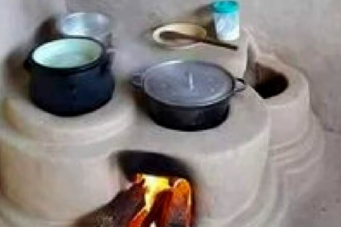 4 बर्नरवाला गॅस पाहिला असेल, पण कधी चुल पाहिलीय?