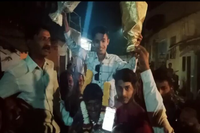 सक्षम कुंभार याने निवड केलेल्या प्रत्येक खेळाडूनेच धमाकेदार कामगिरी केली, ज्यामुळे त्याच्यावर पैशांचा वर्षाव झाला आहे. 