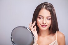 तुम्हीही चेहऱ्यावर लावता बॉडी लोशन? ही सवय तुमच्या त्वचेसाठी ठरू शकते घातक तुम्हीही चेहऱ्यावर लावता बॉडी लोशन? ही सवय तुमच्या त्वचेसाठी ठरू शकते घातक