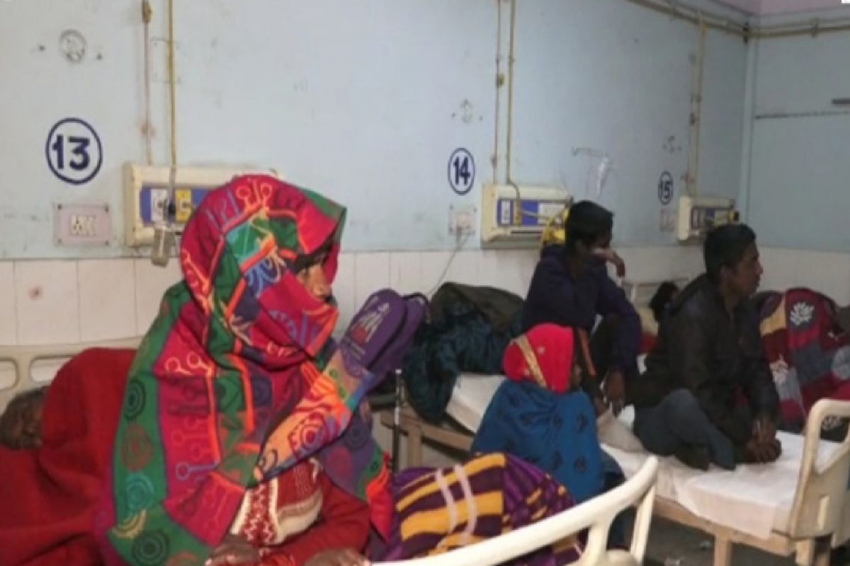 संपूर्ण कुटुंबाला अज्ञात आजार.