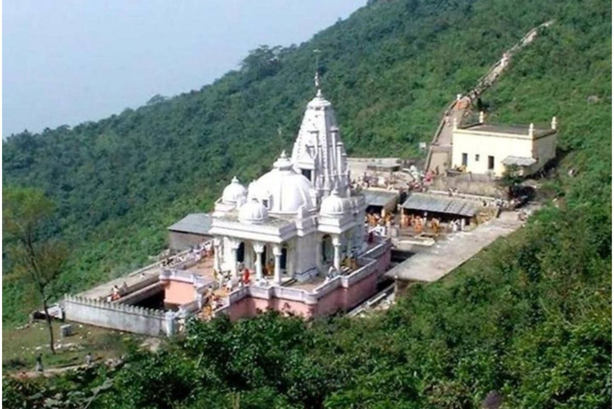 सम्मेद शिखर तीर्थस्थळ