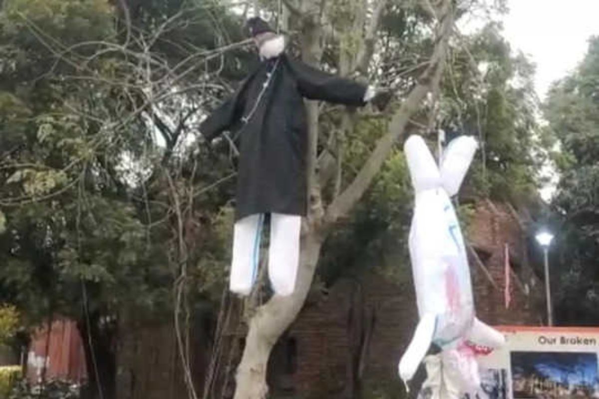 'द कश्मीर फाइल' चित्रपटाच्या स्क्रीनिंगदरम्यान JNU मध्ये निर्माण केली भयावह परिस्थिती