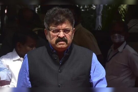मी आता शपथ घेतली की, बायकोला सोडून कुणाचाही स्पर्श..; आव्हाडांच्या मनात चाललंय काय?