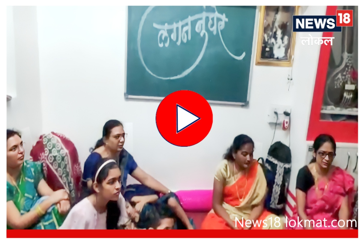 खान्देशी लोकगीतांची संस्कृती जपणारी महिला, त्यांची धडपड पाहून वाटेल अभिमान Video