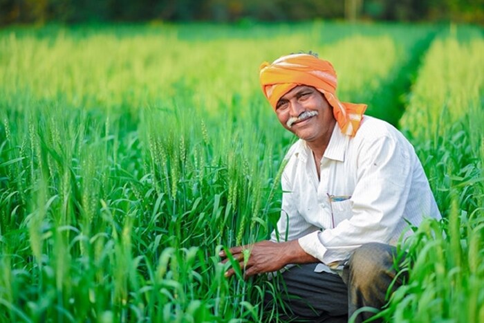   यानंतर तुमच्यासमोर एक नवीन पेज उघडेल. या नवीन पेजवर तुम्हाला तुमचा 12 अंकी आधार क्रमांक आणि 10 अंकी मोबाइल क्रमांक टाकावा लागेल. मग तुम्हाला तुमची स्थिती दिसेल.