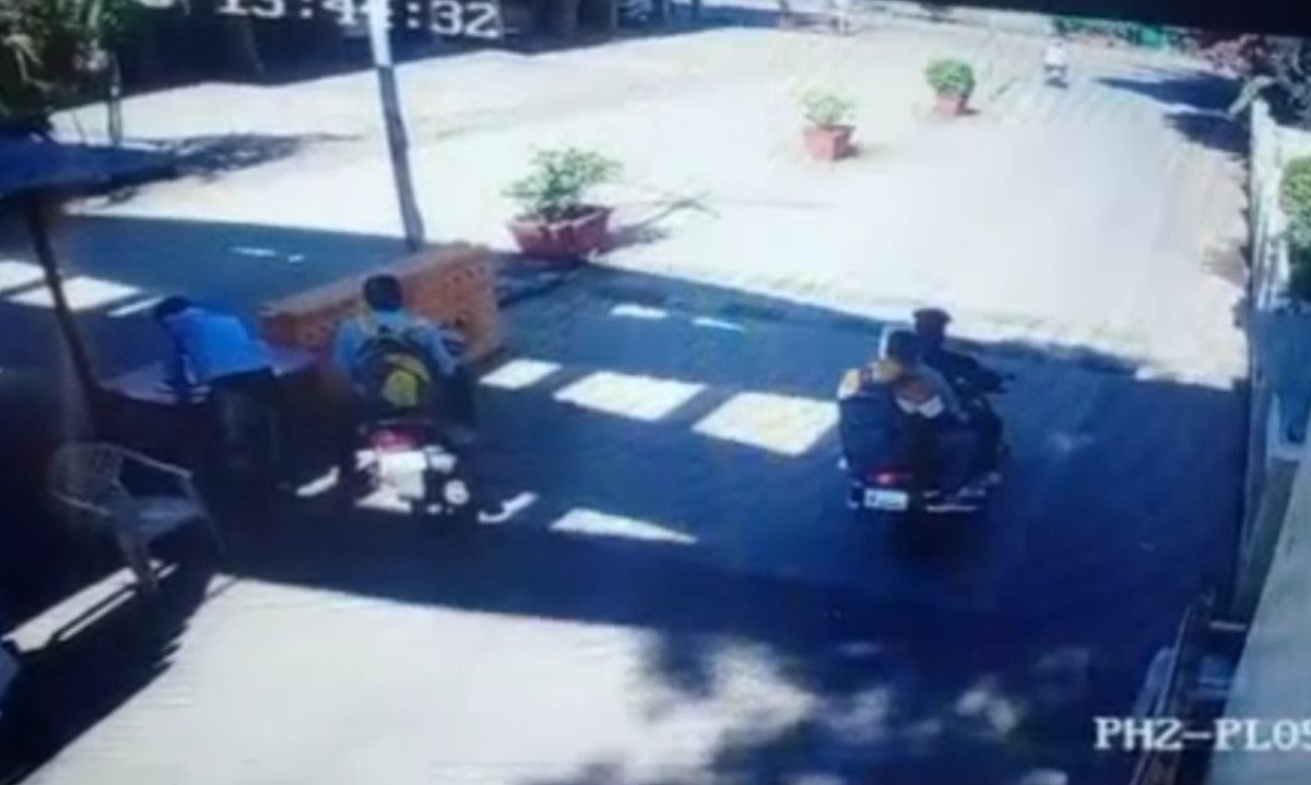 Pune Robbery Case : पुणे की बिहार! बंदुक आणि चाकूचा धाक दाखवून भर दिवसा लाखो रुपयांना लुटले