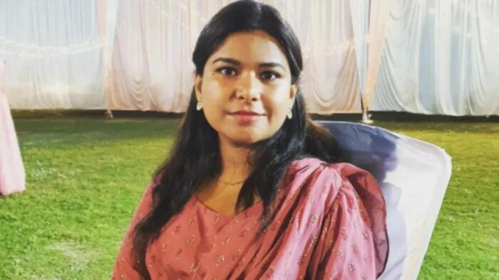 भाजप युवा मोर्चाच्या सोशल मीडिया प्रभारी रिचा राजपूत सध्या चर्चेत आहेत.