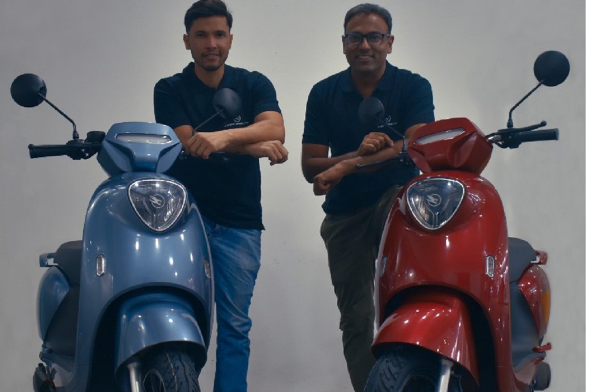 Auto Expo : भारतीय बनावटीची ई-स्कूटर, जगातली पहिली ऑटो-बॅलन्सिंग बाइक; वाचा फिचर्स