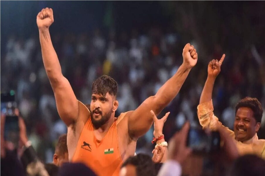 स्पर्धेच्या अंतिम सामन्यात नांदेडच्या शिवराज राक्षेने सोलापूरच्या महेंद्र गायकवाड अवघ्या काही मिनिटांत मात देऊन महाराष्ट्र केसरी ची मानाची गदा पटकावण्याचा मान मिळवला.