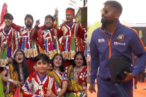 गुरुवारी पुण्यात दुसरा टी २० सामना झाल्यानंतर शुक्रवारी भारतीय संघ राजकोट मधील आरक्षित हॉटेलवर दाखल झाला. यावेळी तेथील आयोजकांनी त्यांचे पारंपरिक पद्धतीने स्वागत केले. 