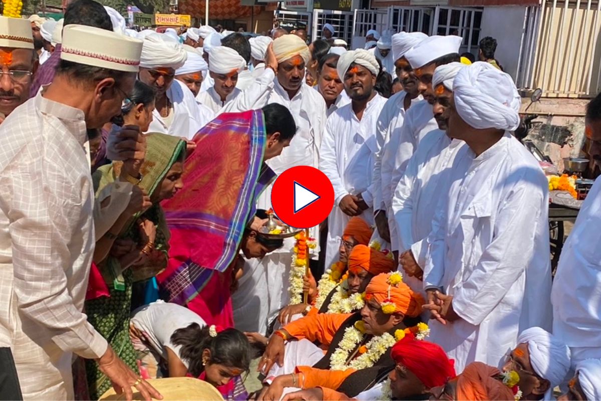 सिद्धेश्वर यात्रेतील मानकऱ्यांना सरकारकडून आहेर का दिला जातो? पाहा Video