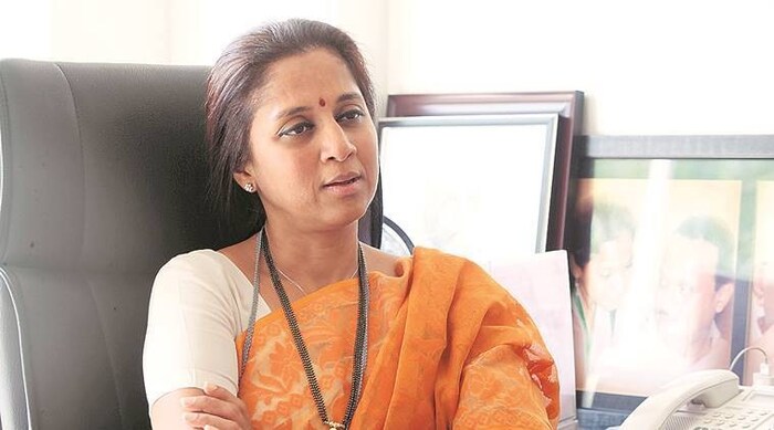 मुंबई : तुम्ही आम्ही सगळेजण डेबिट कार्ड वापरतो. आजकाल डिजिटल पेमेंट आणि क्रेडिट कार्डचं प्रमाण दिवसेंदिवस वाढत आहे. पण कधी विचार केला आहे का तुमचा आवडता नेता डेबिट कार्ड वापरतो की क्रेडिट कार्ड? 