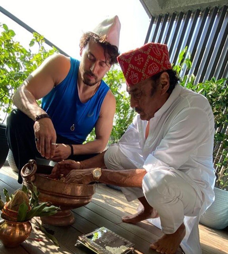  जॅकी श्रॉफ हे आपल्या चाळीतील एक गुंड होते त्यांना लोक जग्गू दादा असं म्हणत असत. परंतु ते गरीब, गरजू लोकांच्या हक्कासाठी लढत असत.सांगायचं झालं तर जॅकी श्रॉफ यांचे मोठे भाऊ याठिकाणचे गुंड होते. ते सर्वांच्या हक्कासाठी पुढे येत असत. 