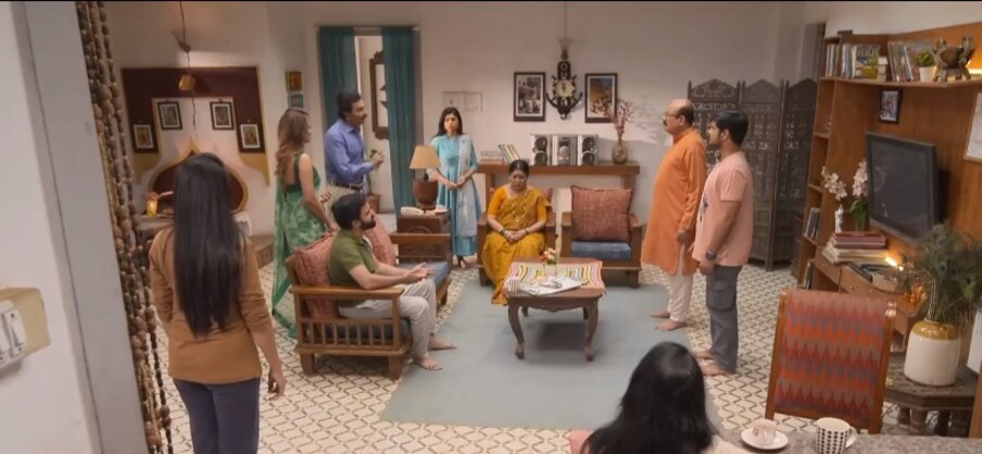 [object Object], अनिरुद्धच्या या बोलण्यानंतर ज्यांना माझा निर्णय मान्य नसेल त्यांनी खुशाल त्यांना काय करायचं आहे ते करावं, असा निर्णय आप्पा देतात.