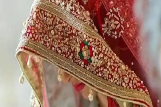 धक्कादायक! नोकरीसाठी जाळ्यात ओढळं आणि लग्नासाठी केली मुंबईच्या महिलेची विक्री