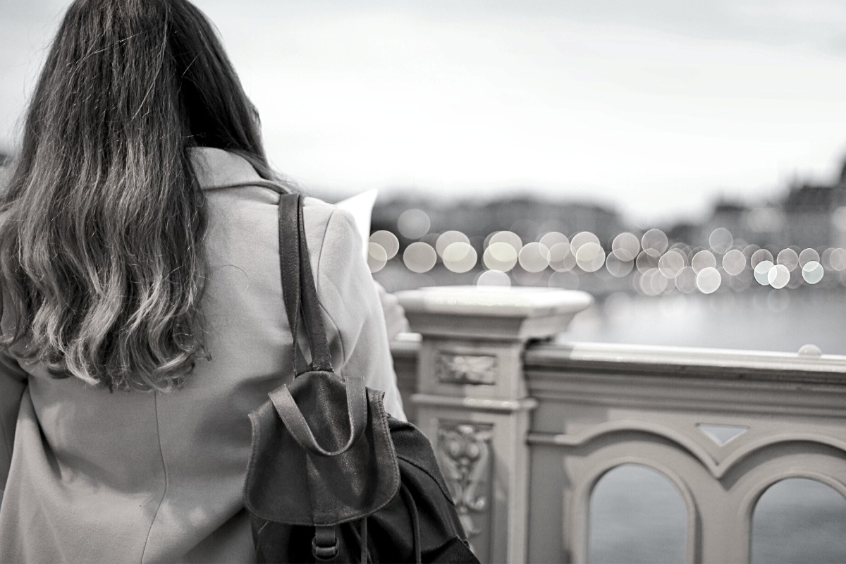 जवळच्या मित्रांनीच दिला दगा, अल्पवयीन मुलीसोबत केलं धक्कादायक कृत्य