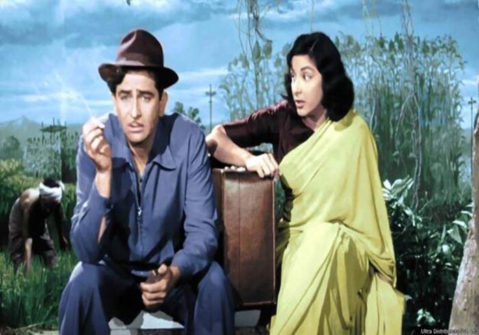  राज कपूर यांनी नर्गिस बरोबर राहण्याचं वचन दिलं होतं पण ते त्यांच्या पहिल्या पत्नीला म्हणजेच कृष्णा राज कपूर यांना सोडायला तयार नव्हते.