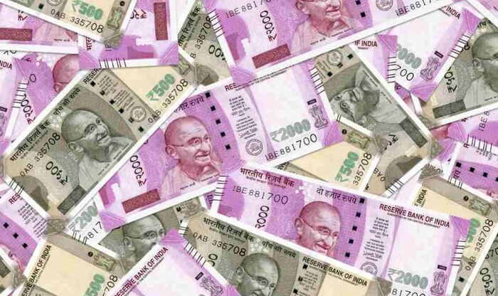 बँक ऑफ बडोदा (BOB) कडून लोम लोनचे व्याजदर 8.90 टक्के ते 10.50 टक्क्यांपर्यंत आहेत. तसेच, जर तुमचा CIBIL स्कोर 600 च्या खाली असेल तर तुम्हाला 8.95 टक्के ते 10.60 टक्के व्याजदराने कर्ज मिळेल.