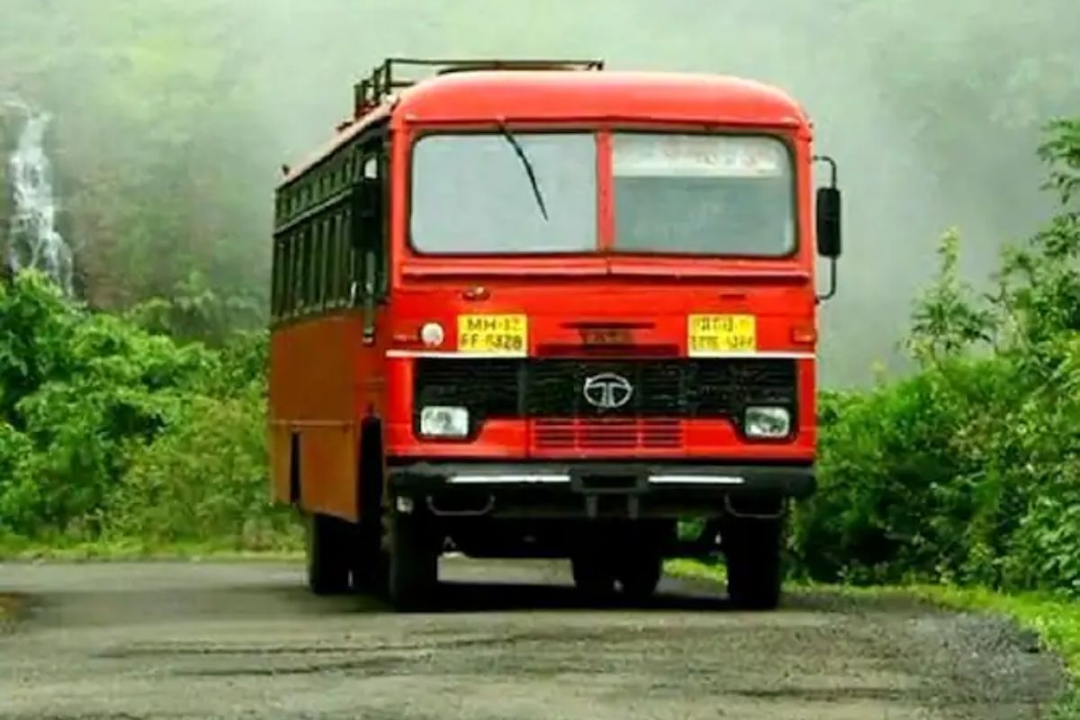 ST महामंडळात तुमच्यासाठी बंपर भरतीची घोषणा