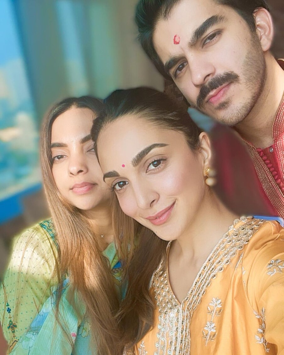 मेहंदीनंतर हळदी आणि संगीत ठेवण्यात आलं आहे. 