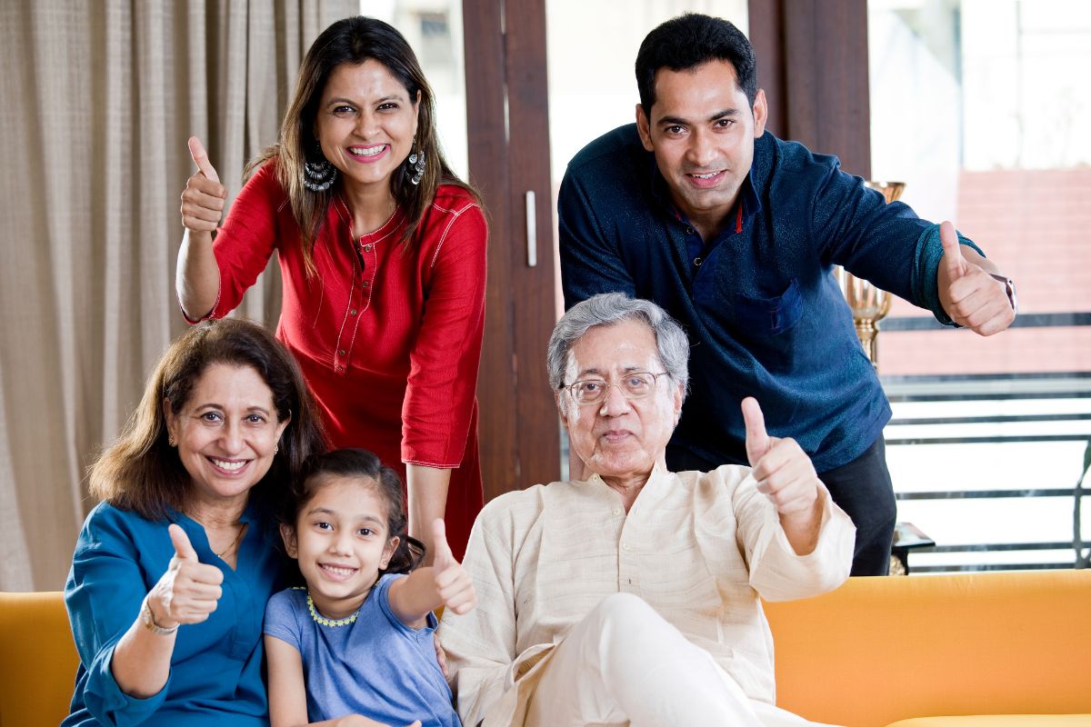 आदर्श कुटुंबप्रमुख कसा असावा? चाणक्यनीती मध्ये म्हटलंय...