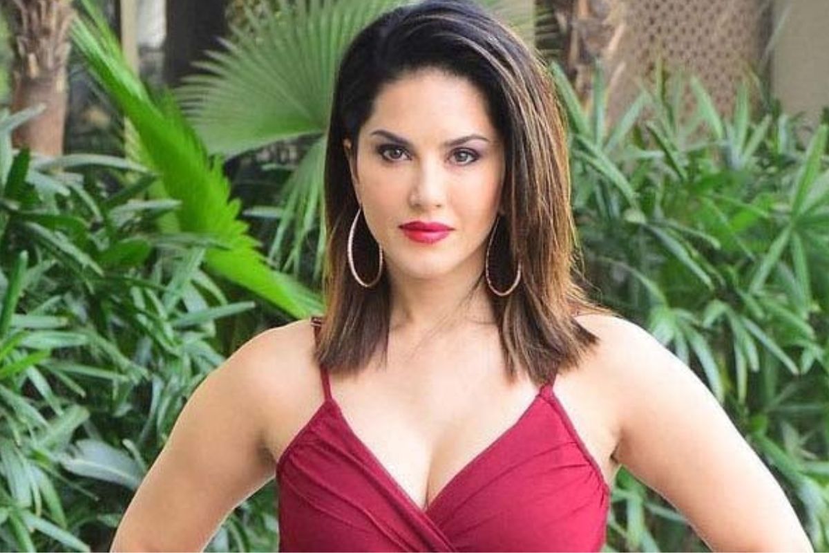 सनी लिओनी