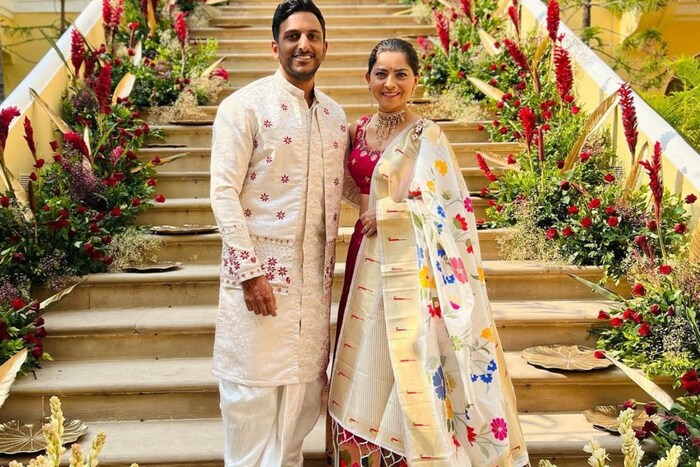 मराठी सिनेसृष्टीतील अप्सरा अशी ओळख असणारी सोनाली कुलकर्णी सतत कोणत्या ना कोणत्या कारणाने चर्चेत असते. सध्या अभिनेत्री आपल्या गुड न्यूजमुळे चर्चेत आली आहे. 