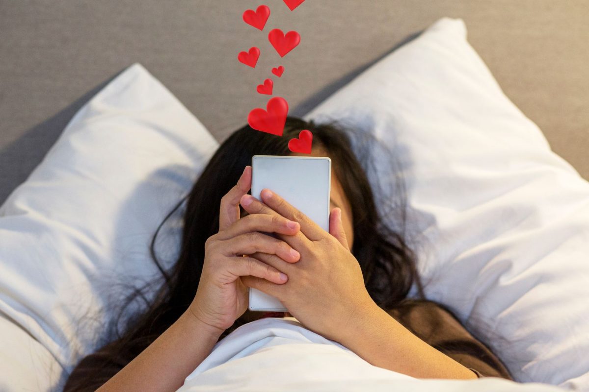 VIDEO - झोप येईना म्हणून इन्स्टाग्राम पाहिलं; मध्यरात्री लाइव्ह दिसला त्याच्याशीच केलं लग्न