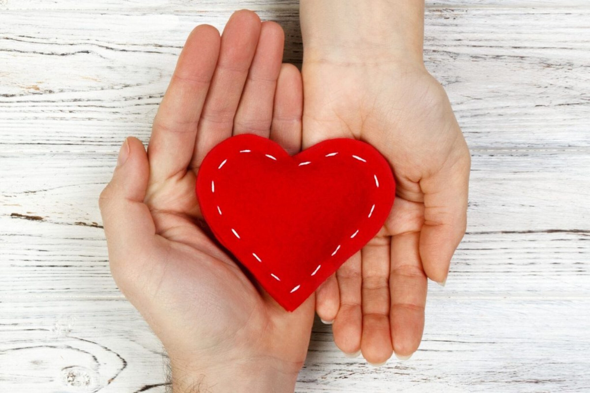 नवऱ्याने बायकोला दिलं असं व्हॅलेंटाईन गिफ्ट; जगातलं महाग गिफ्टही 'चिल्लर' वाटेल