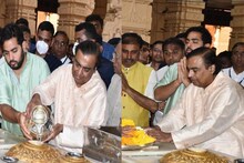 महाशिवरात्रीला अंबानी पितापुत्र सोमनाथ चरणी; 1.51 कोटींचं केलं दान