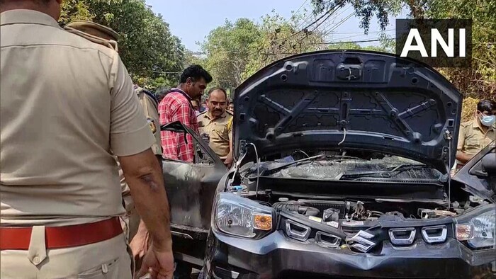 या घटनेनंतर हळहळ व्यक्त केली जात आहे.