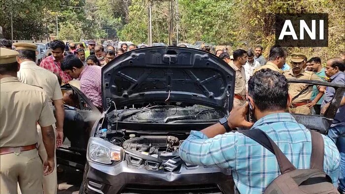 त्यावेळी प्रजीत आणि त्याच्या प्रेग्नंट पत्नीचा मृत्यू झाला होता. मात्र उर्वरित चार जणांना वाचवण्यात यश आलं. त्यांना रुग्णालयात उपचारासाठी दाखल करण्यात आलं आहे. 