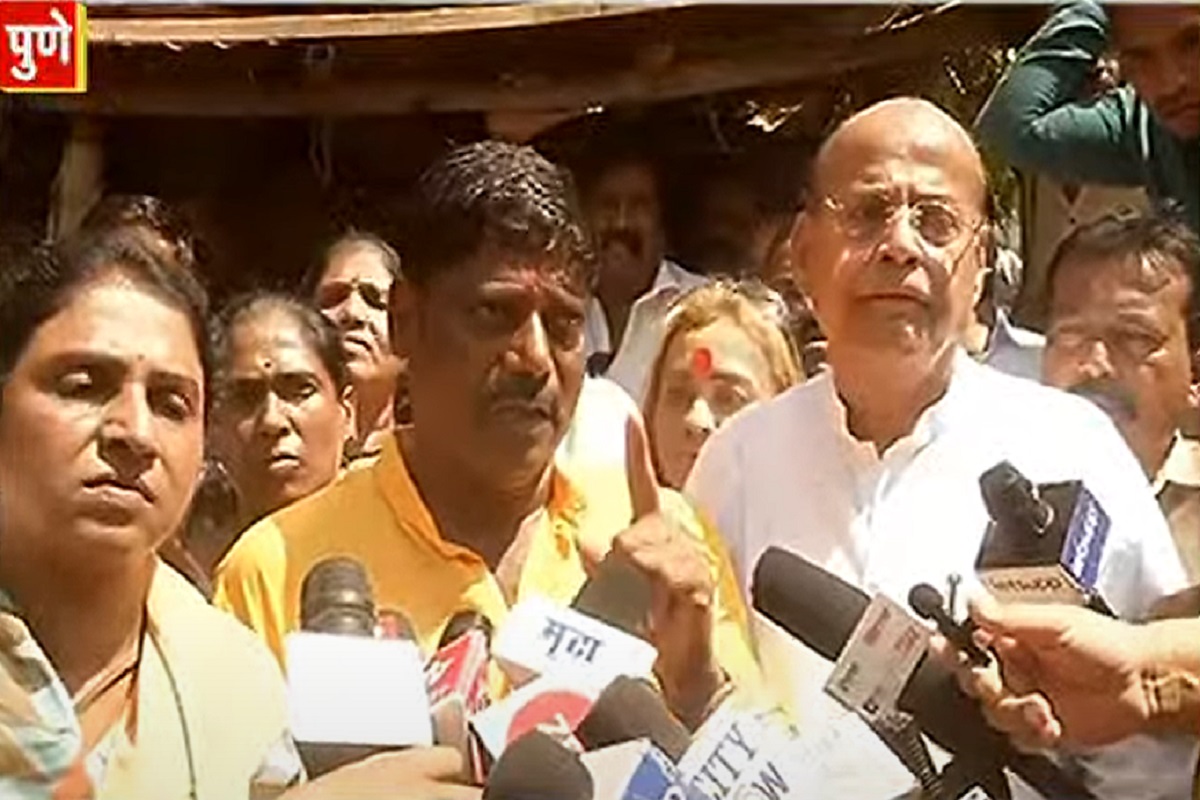 Pune Bypoll Election Live Updates : आतापर्यंत काँग्रेसचे उमेदवार रवींद्र धंगेकर आघाडीवर असून ती कायम आहे.