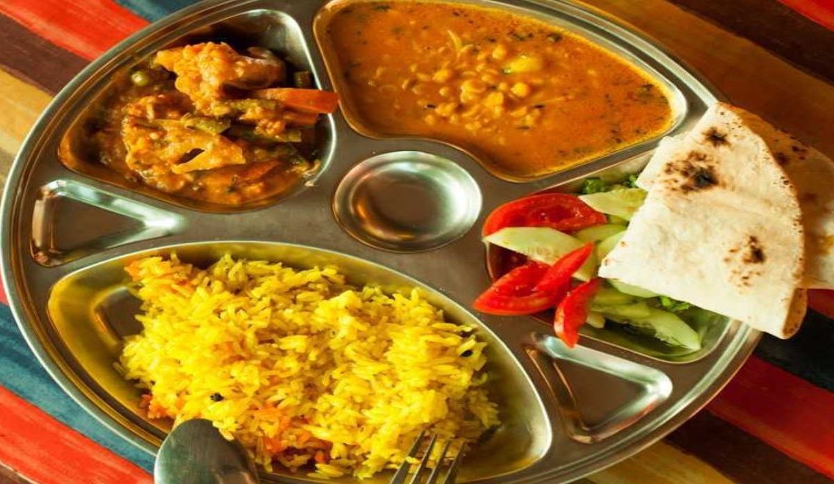 Food Poisoning Student : मोठी बातमी! शिर्डीला सहलीला गेलेल्या 88 विद्यार्थ्यांना अन्नातून विषबाधा