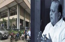 हसन मुश्रीफांवर पुन्हा ईडीची नजर, जिल्हा बँकेसह अनेक ठिकाणी छापे