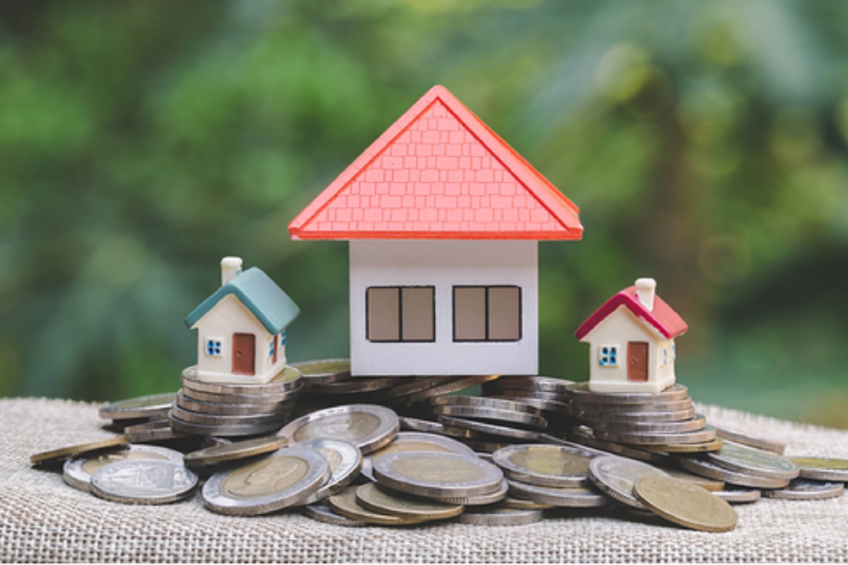 स्वस्तात घर