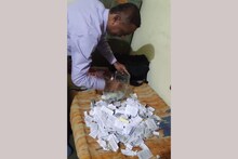पुण्यातील भयानक घटना, बारावीच्या विद्यार्थ्यांच्या सामूहिक कॉपीत शिक्षकसुद्धा...