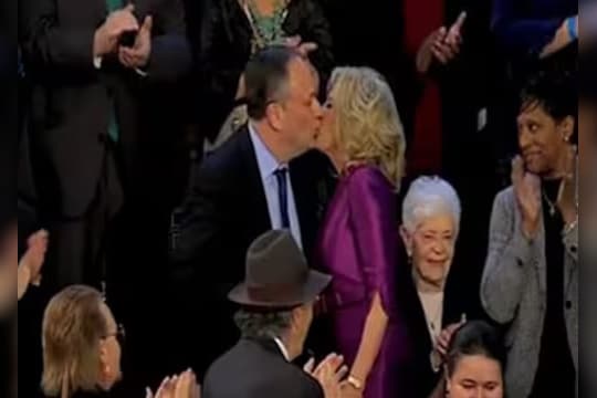 american president Bidens wife just kiss Kamalas husband 