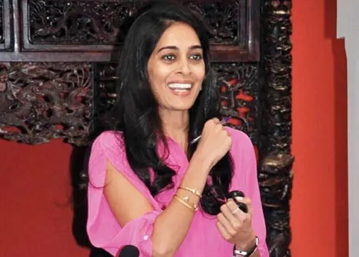 महिला प्रीमियर लीगमध्ये भारताची कर्णधार हरमनप्रीत कौर, स्मृती मानधना, दीप्ति शर्मा, शफाली वर्मा, ऑस्ट्रेलियाची एलिसा पेरी, इंग्लंडची सोफी एक्लेस्टोन, न्यूझीलंडची सोफी डिवाईन आणि वेस्ट इंडिजची डिएंड्रा डॉटिन सर्वाधिक बेस प्राइज असलेल्या खेळाडू असणार आहेत.