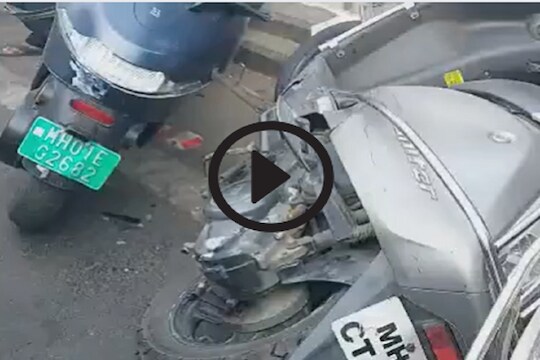 ...आणि 'तो' थेट एकामागे एक गाड्यांना धडक देत गेला, मरिन ड्राईव्ह हादरलं! पाहा VIDEO