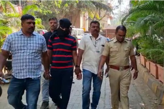 मुंबईत वृद्धाच्या हत्येनं खळबळ  