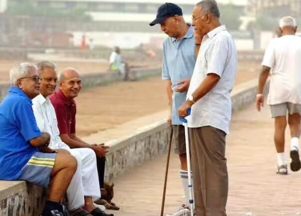 ज्येष्ठ नागरिकांसाठी एक सरकारी योजना 1 एप्रिलपासून बंद होणार आहे. ती पुढे नेण्याबाबत सरकारने कोणतीही माहिती दिलेली नाही.